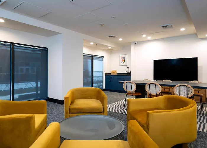 Kasa Sunset Los Angeles